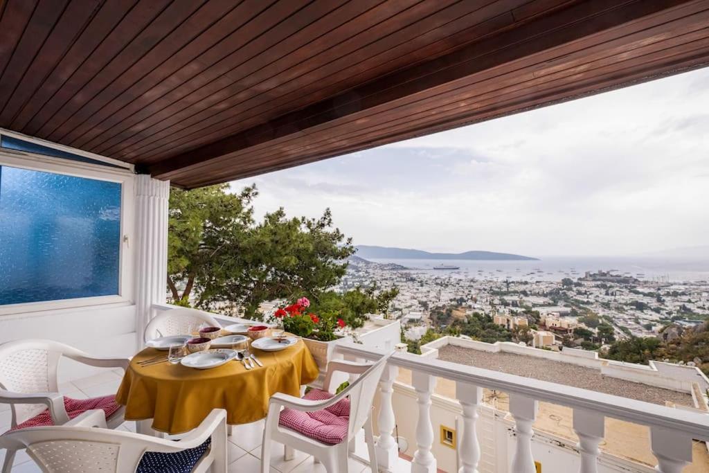 Burcu , Magnificent Sea View, Cozy, Free Otopark, Free Wifi Bodrum
