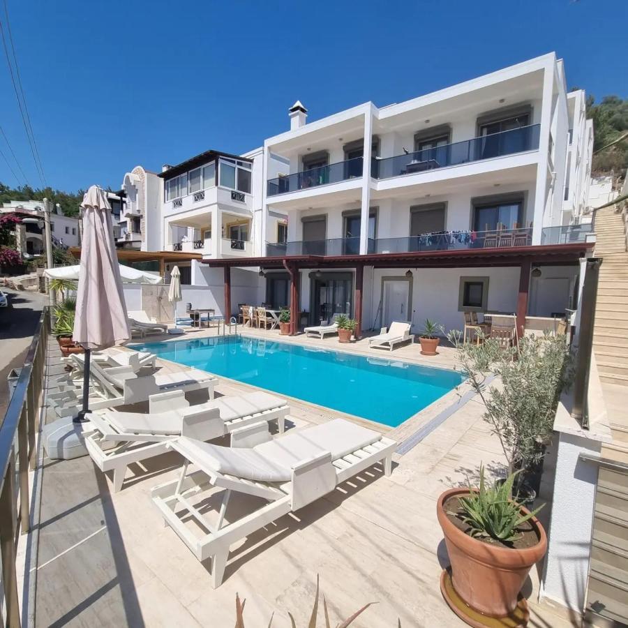 Aparthotel Ilya Apart 1 *