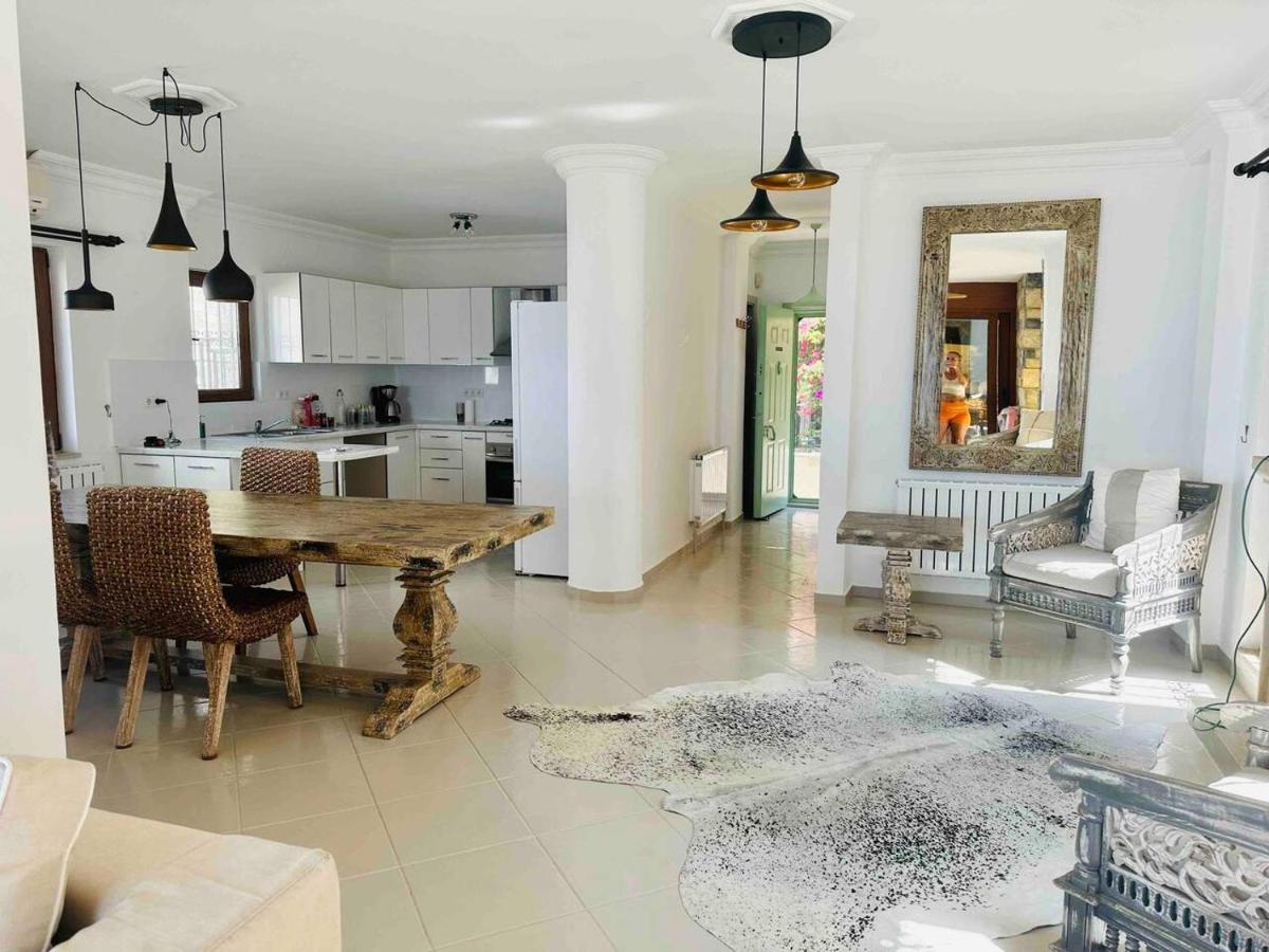 Villa Deniz Manzarali Tas Bodrum
