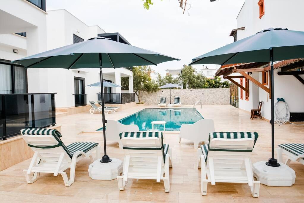 300m To 2 Bedroom Upstairs Flat With Pool - Yeni Duenya B2 Daire *