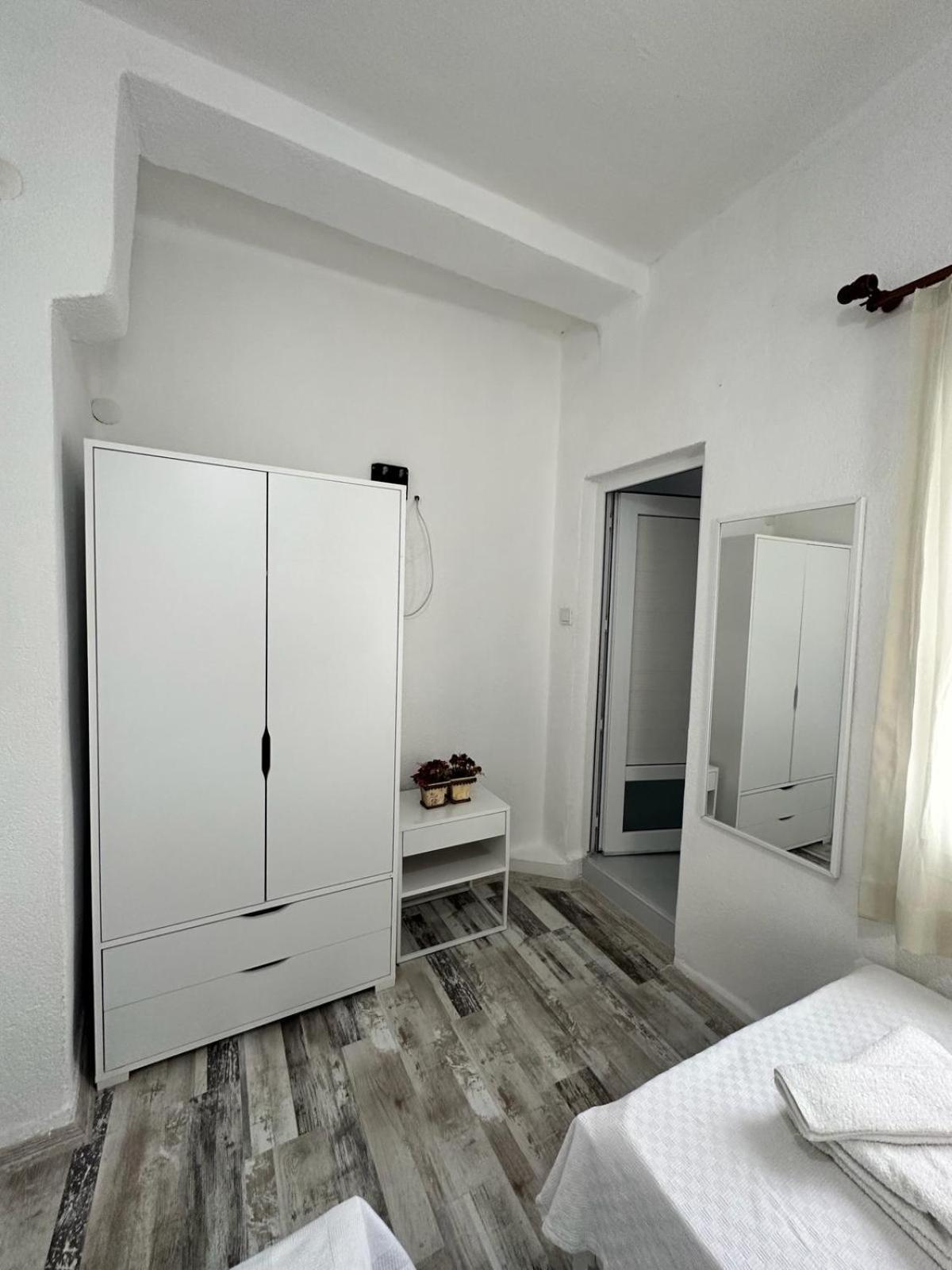 Albergue Denizati Pension *