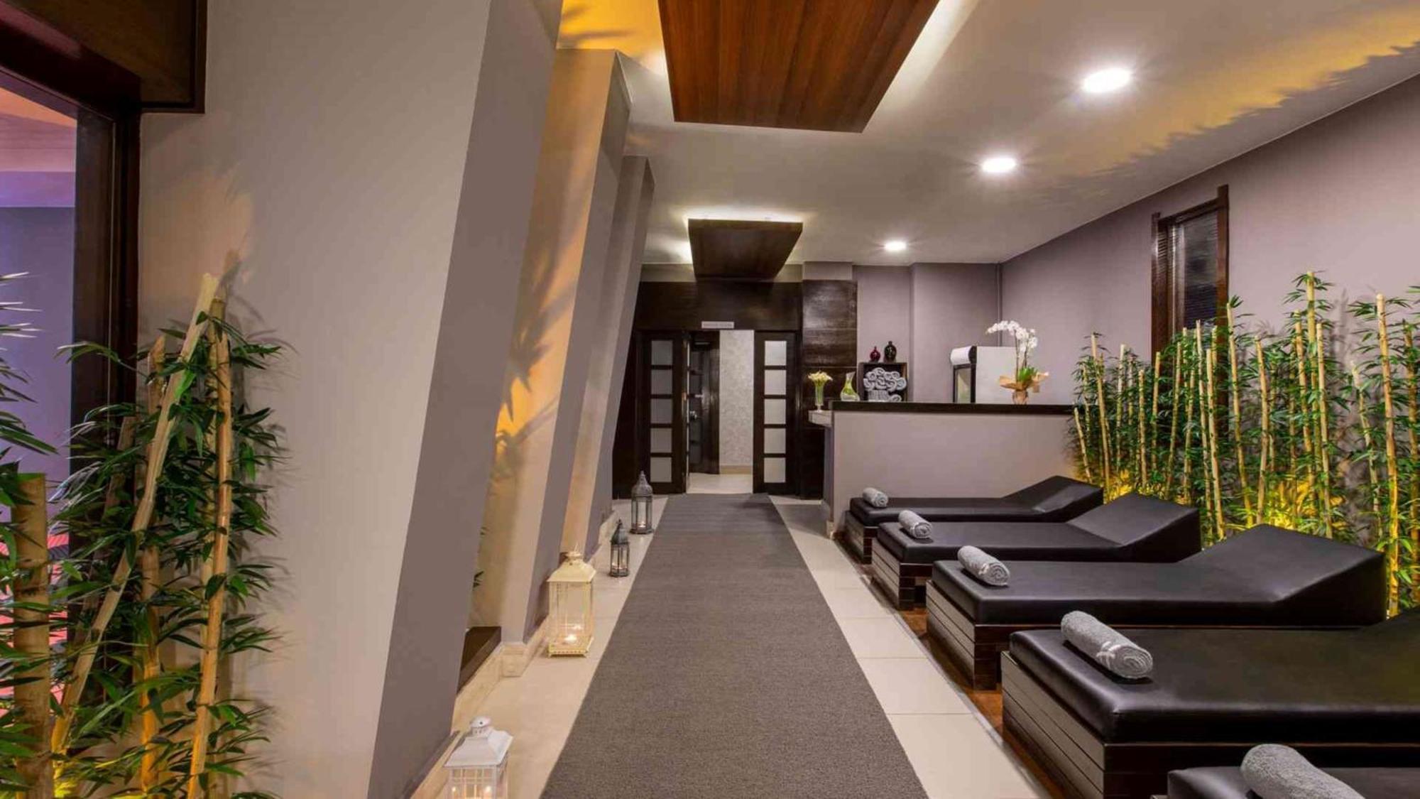 By Ihg Hotel