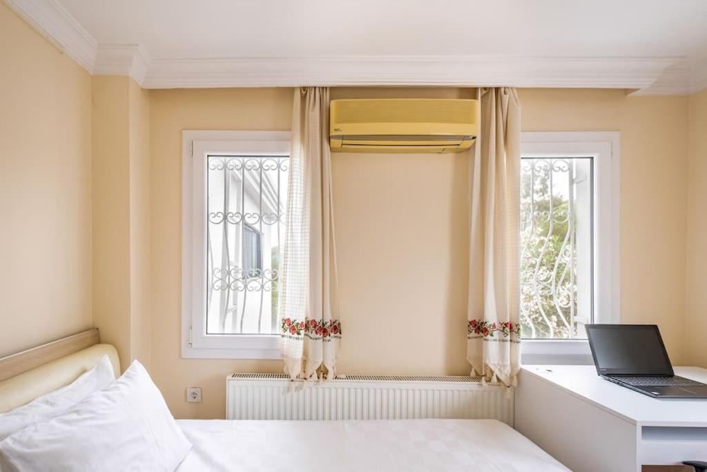 Villa Burcu , Magnificent Sea View, Cozy, Free Otopark, Free Wifi