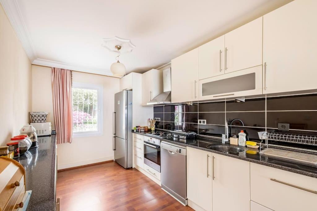 Burcu , Magnificent Sea View, Cozy, Free Otopark, Free Wifi Villa Bodrum