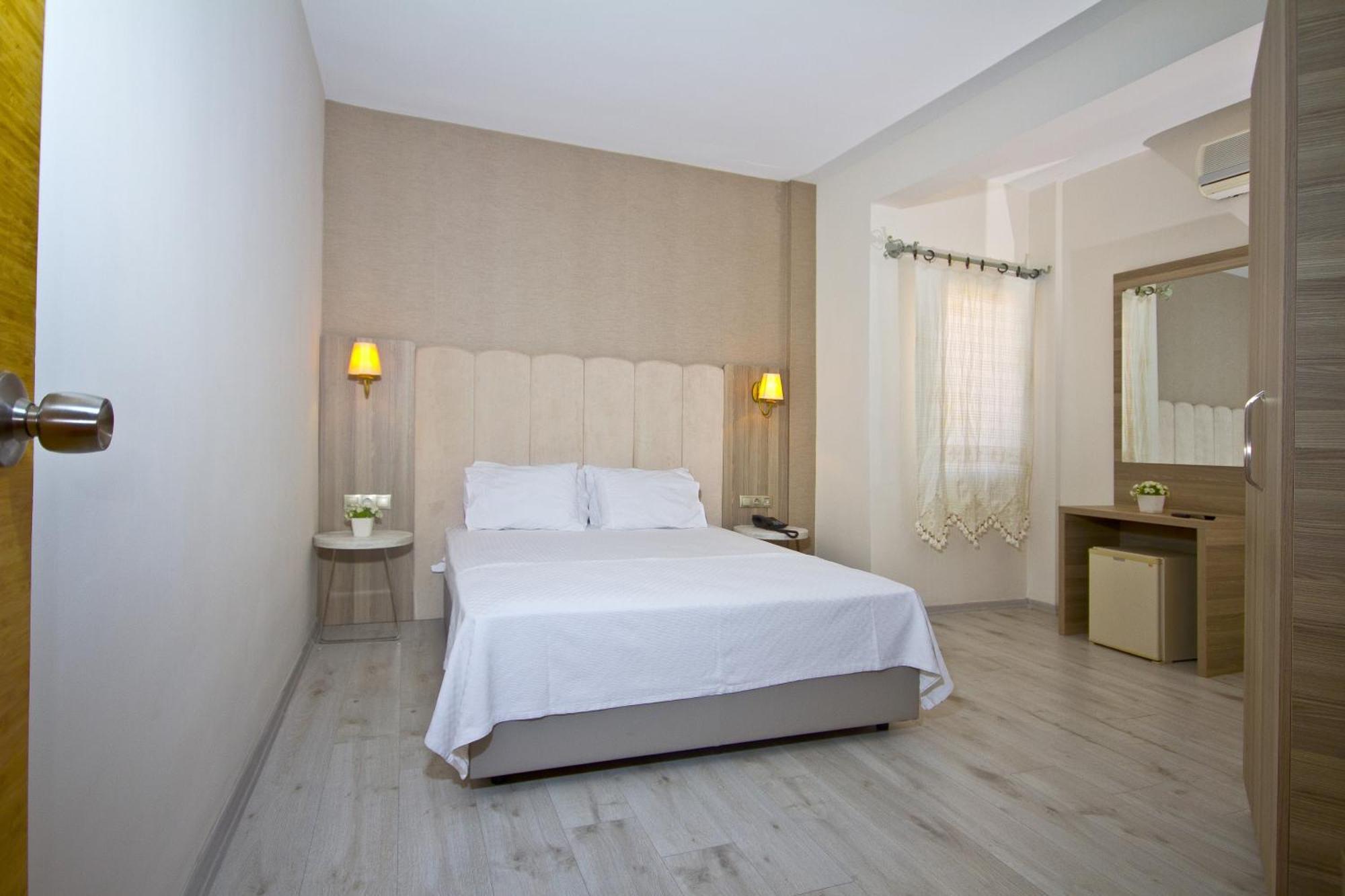 The 48 Hotel 3*