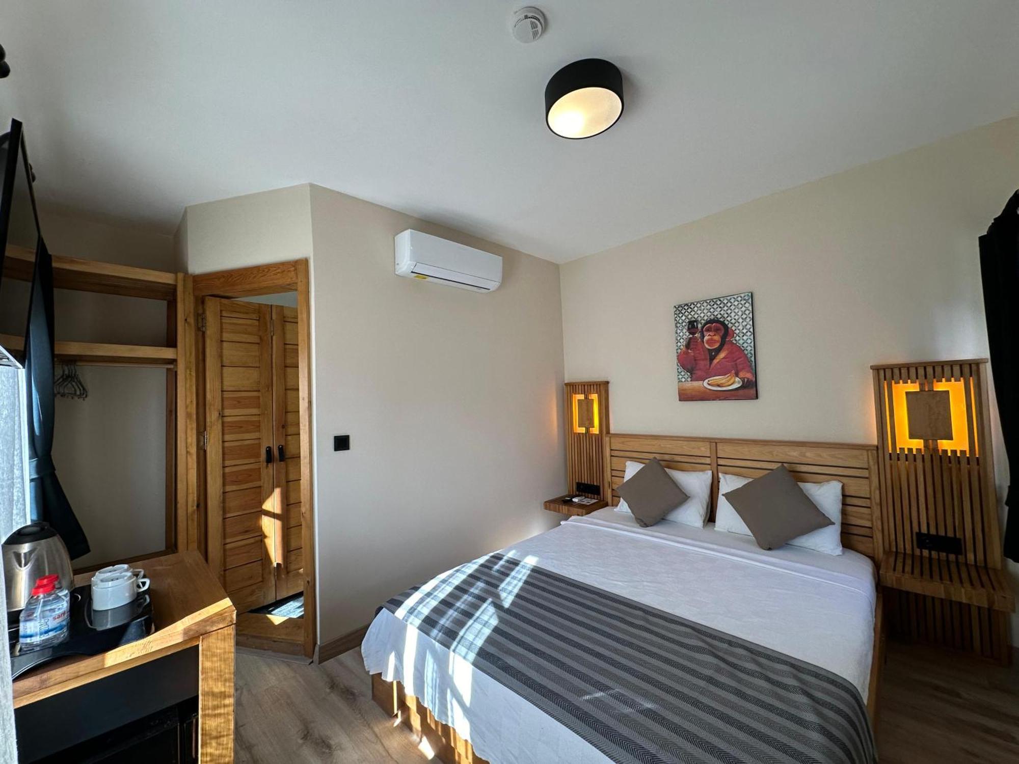 Hotel Konagi *