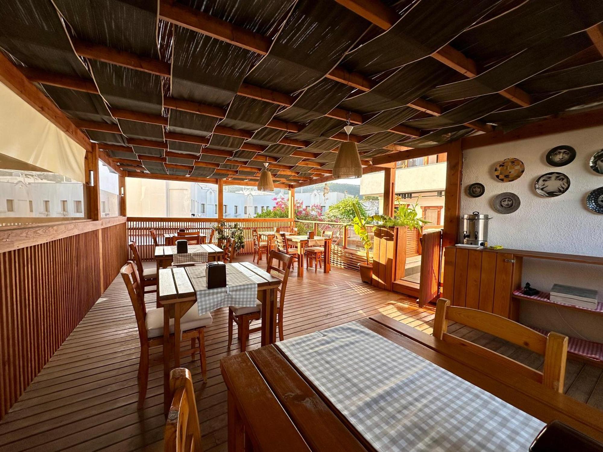 Hotel Konagi