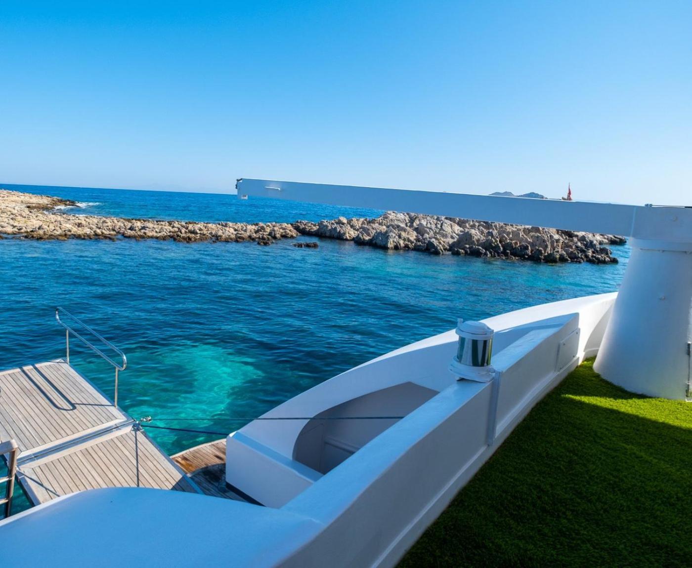 Botel Yalikavak Matilda Mega Yacth Bodrum
