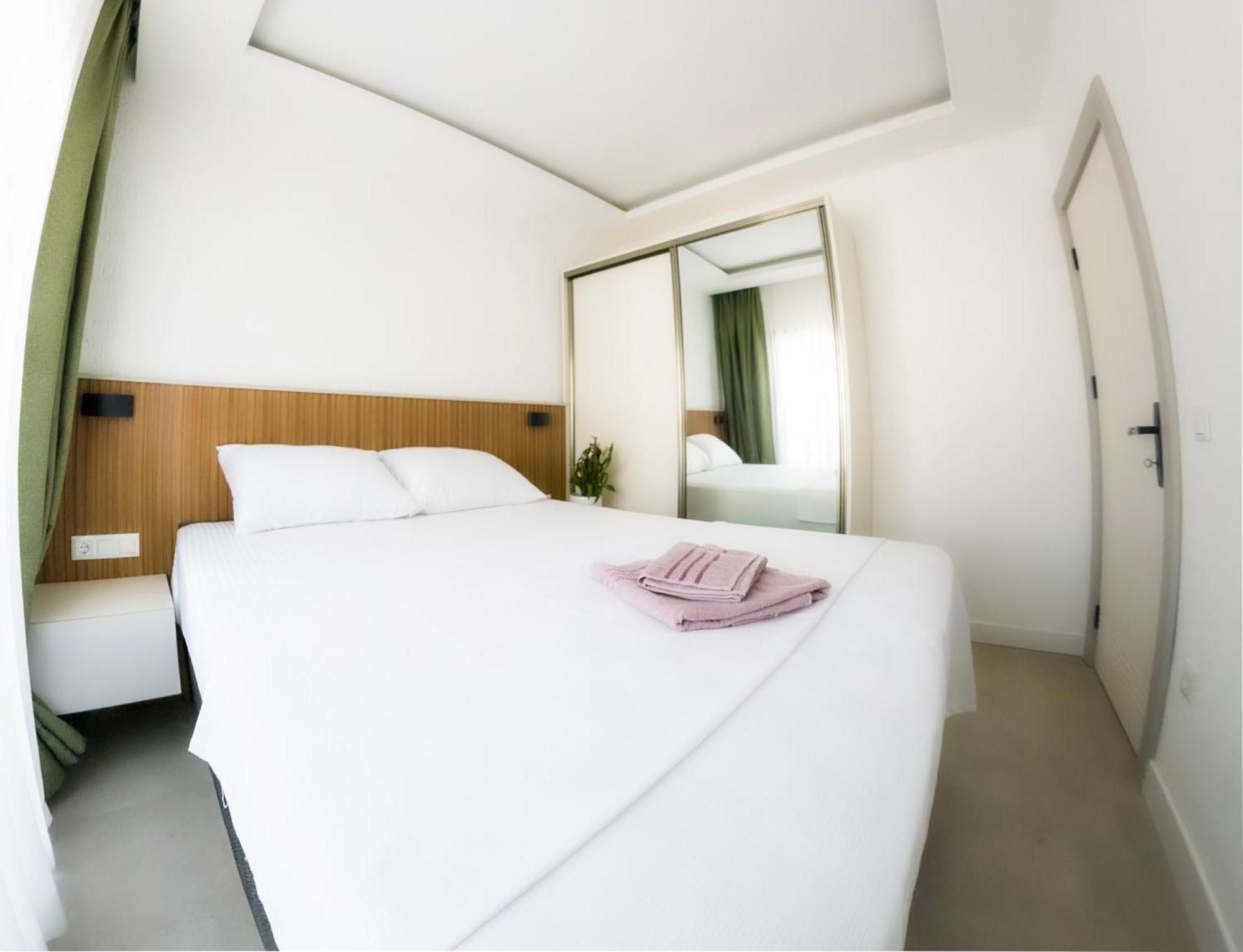 Derin Hotel