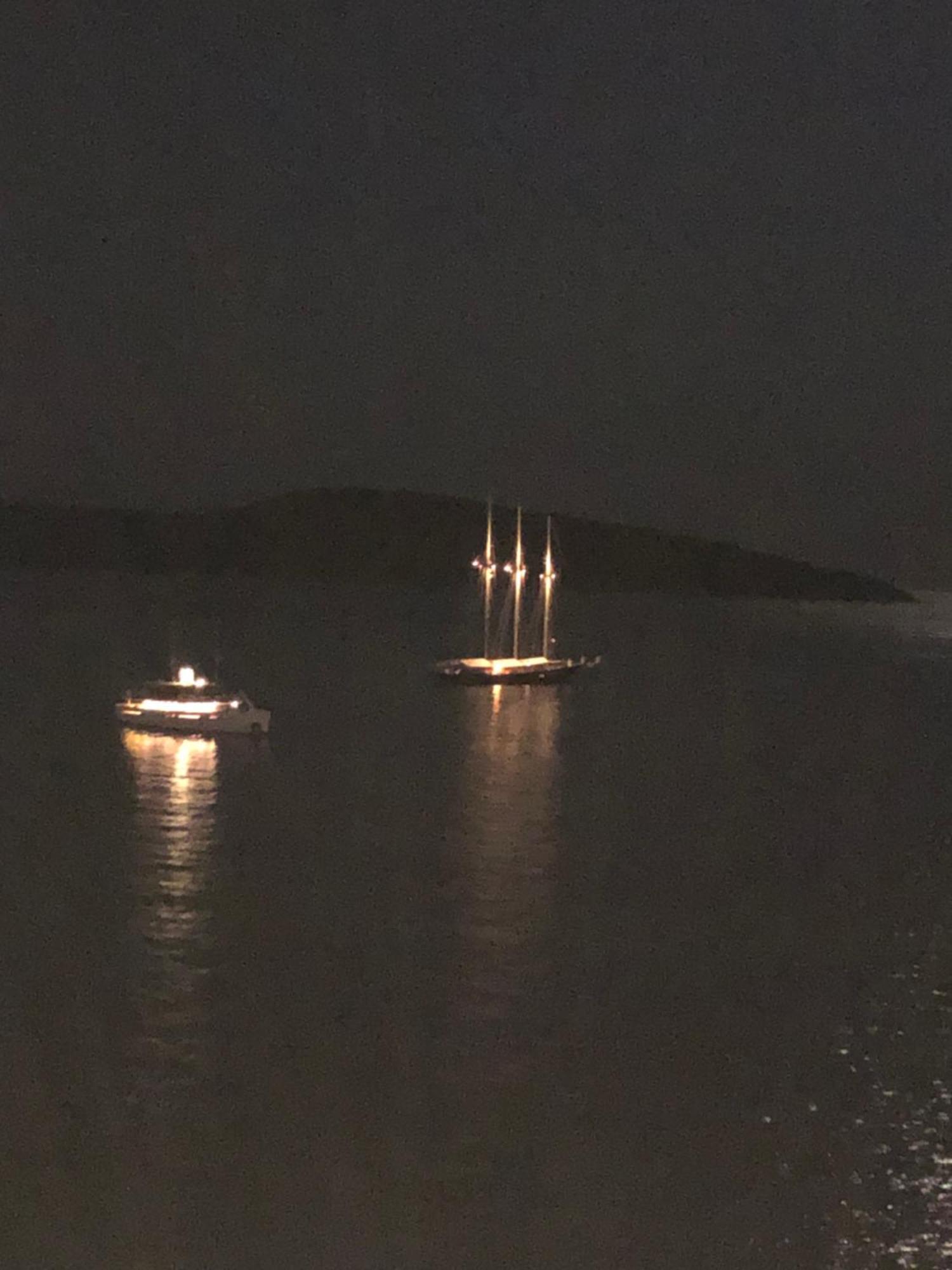 Plaja Cok Yakin Tarihi Tas Ev Villa