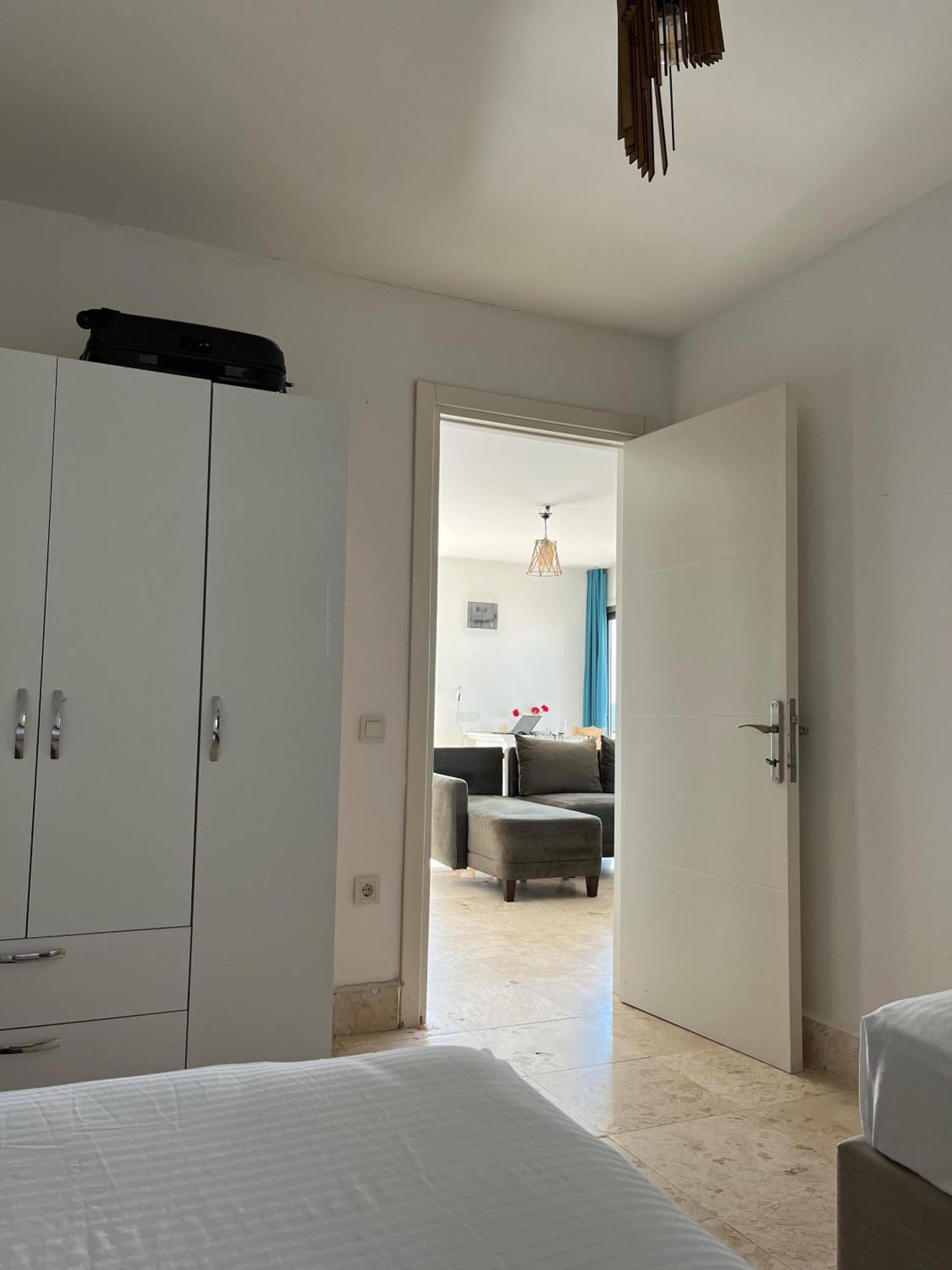 Aparthotel Ilya Apart 1 *