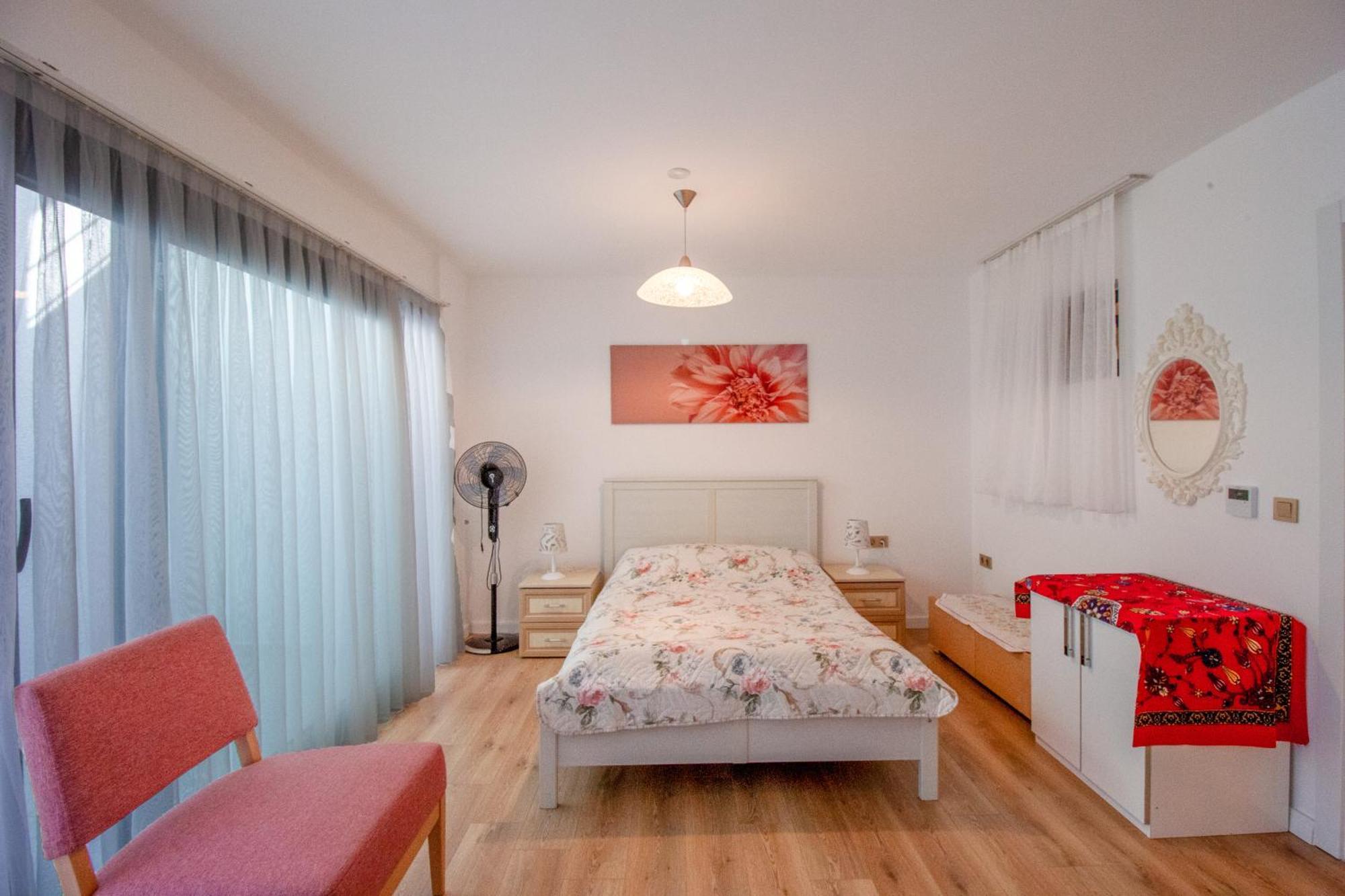Casa Luz 2 *