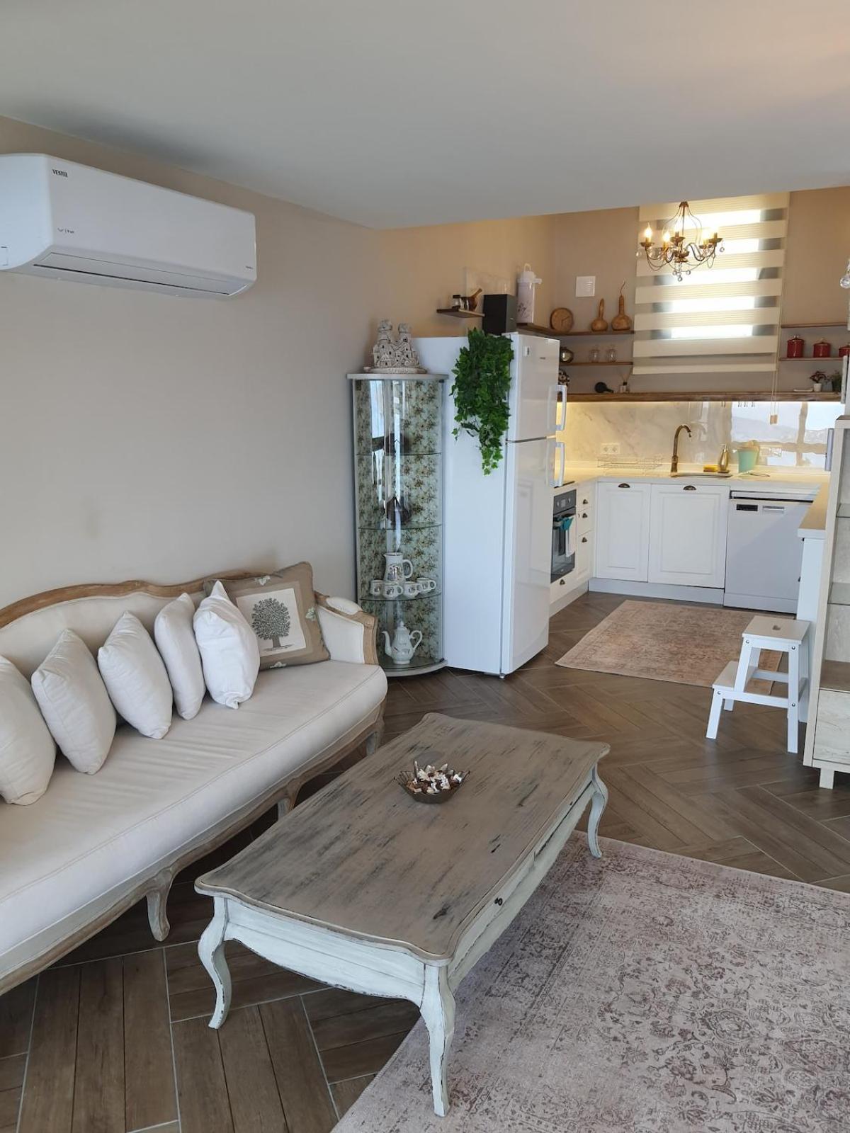 Duplex With Spectacular Sea View In Yalikavak *