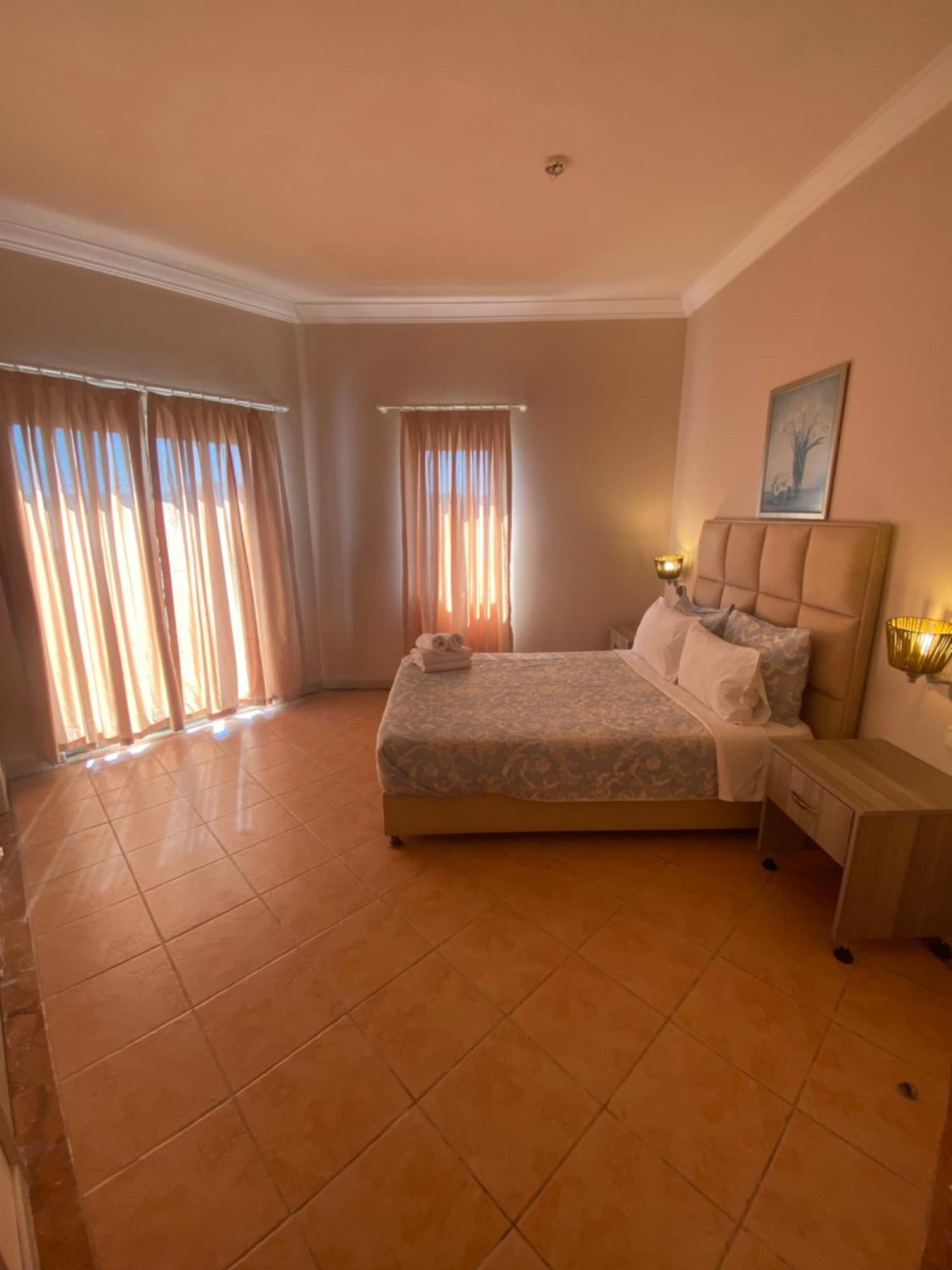 Hotel Amilla 4*