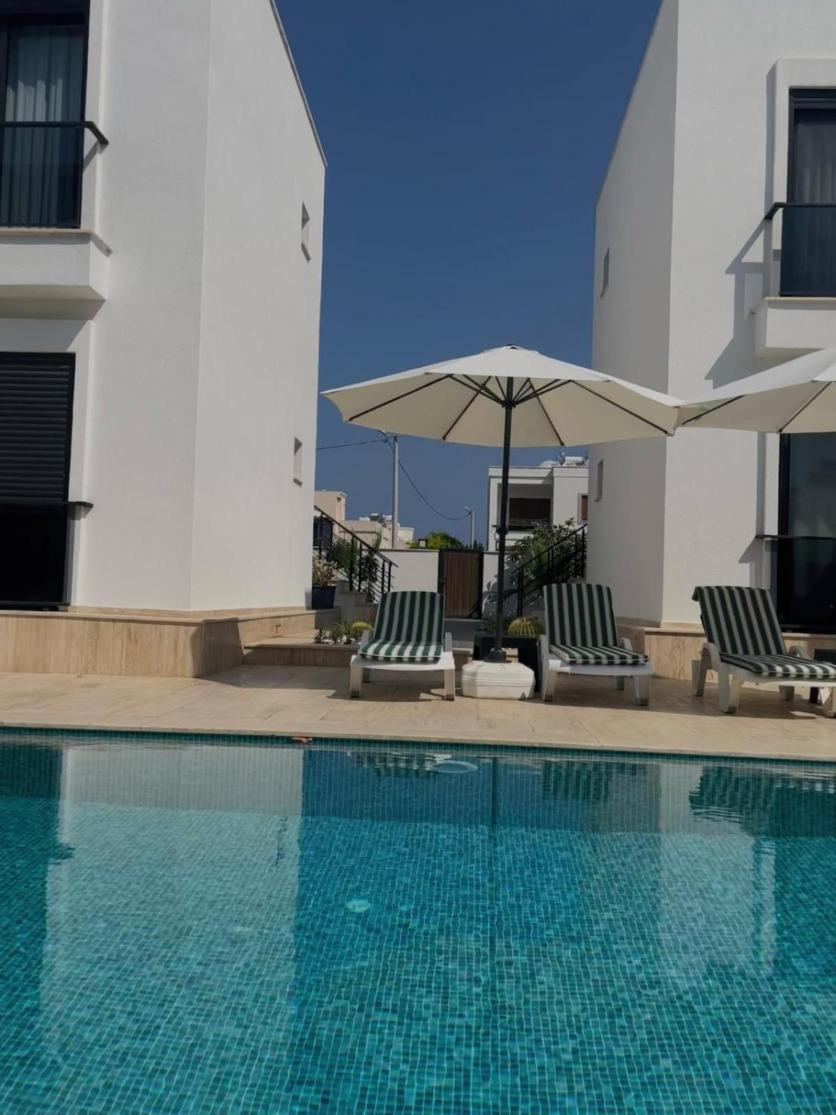 300m To 2 Bedroom Garden Floor Flat With Pool - Yeni Duenya A1 Daire Bodrum