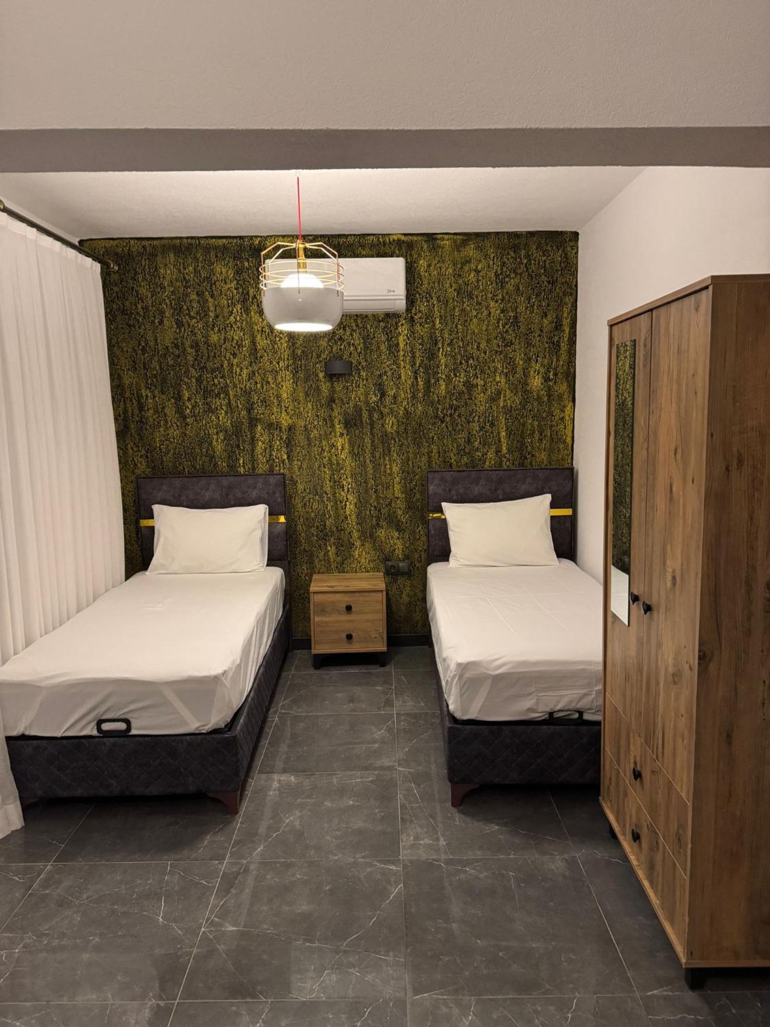 Homestay Uyar &