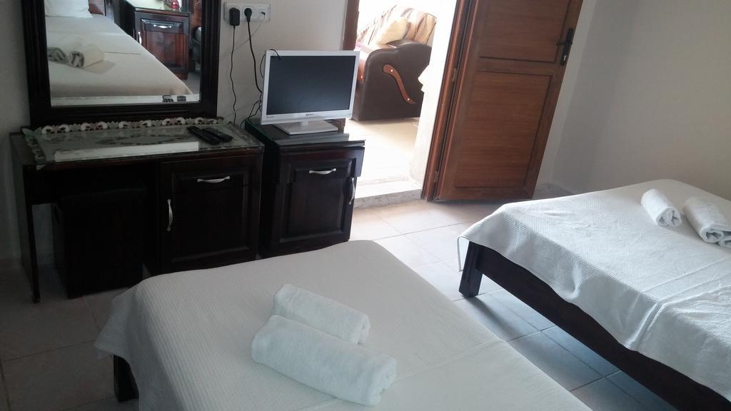 Delfin Hotel 3*