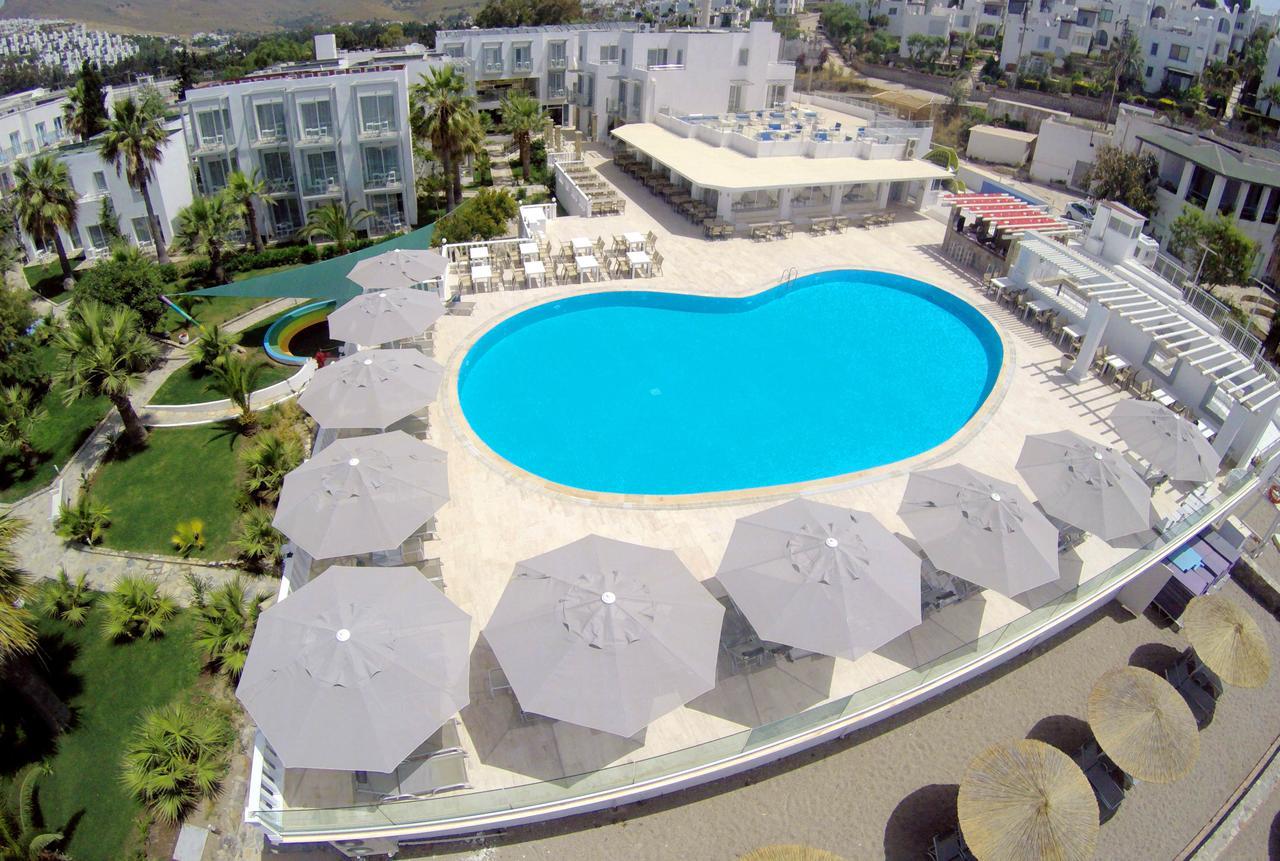 Charm Beach Hotel
