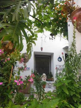 Denizati Pension Albergue *