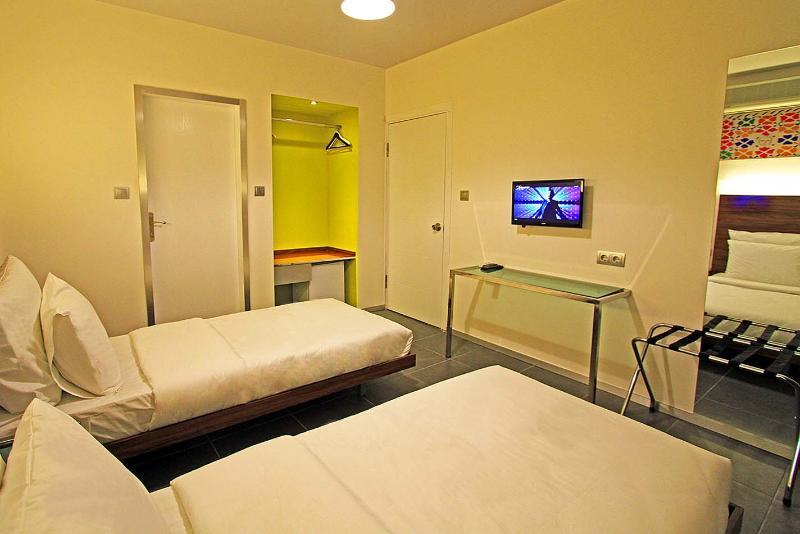 Otel Eos (adults Only)