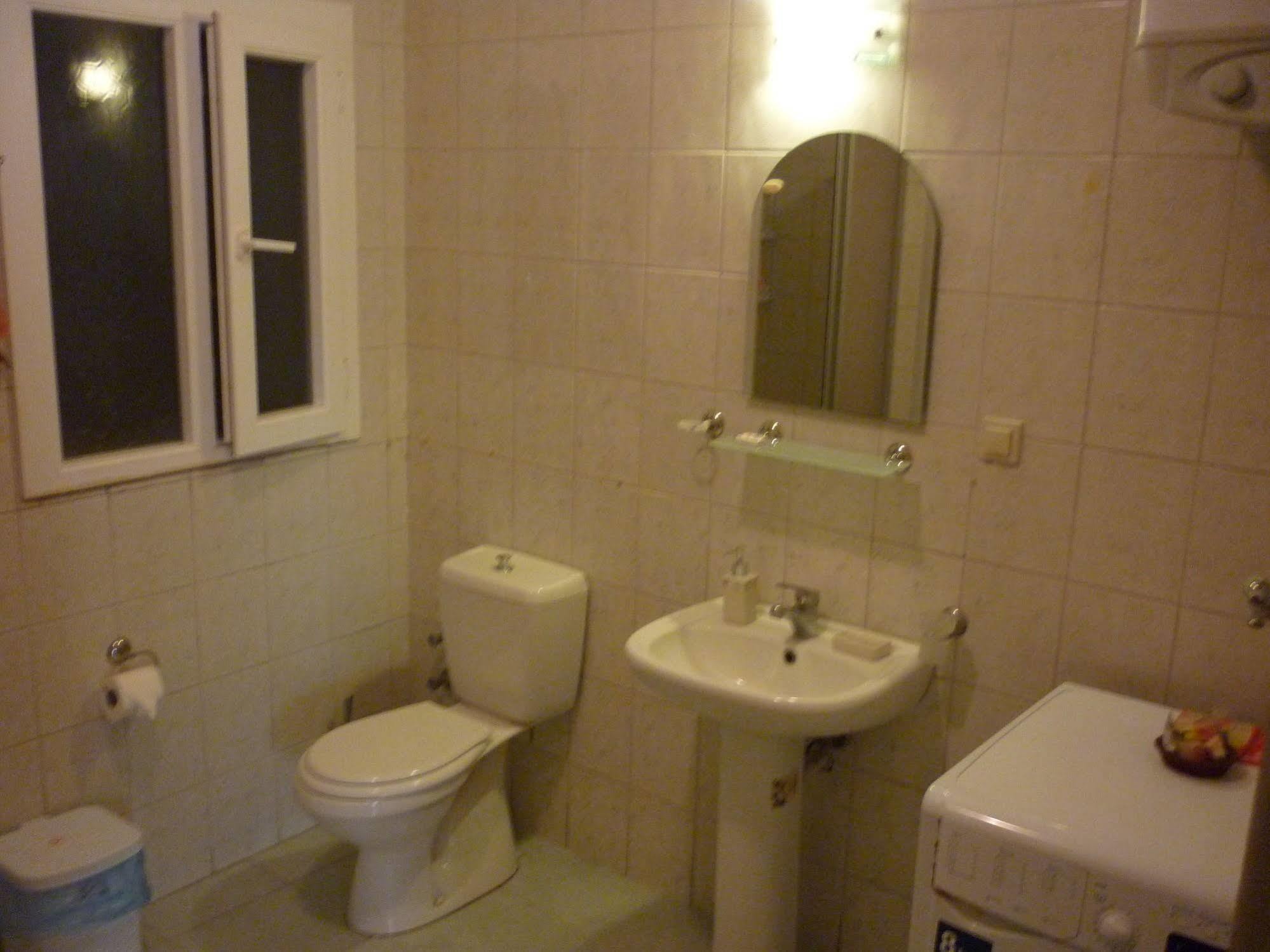 Albergue Denizati Pension *