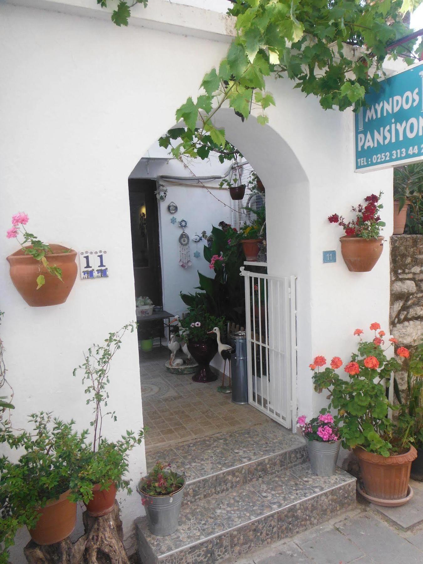 Albergue Denizati Pension