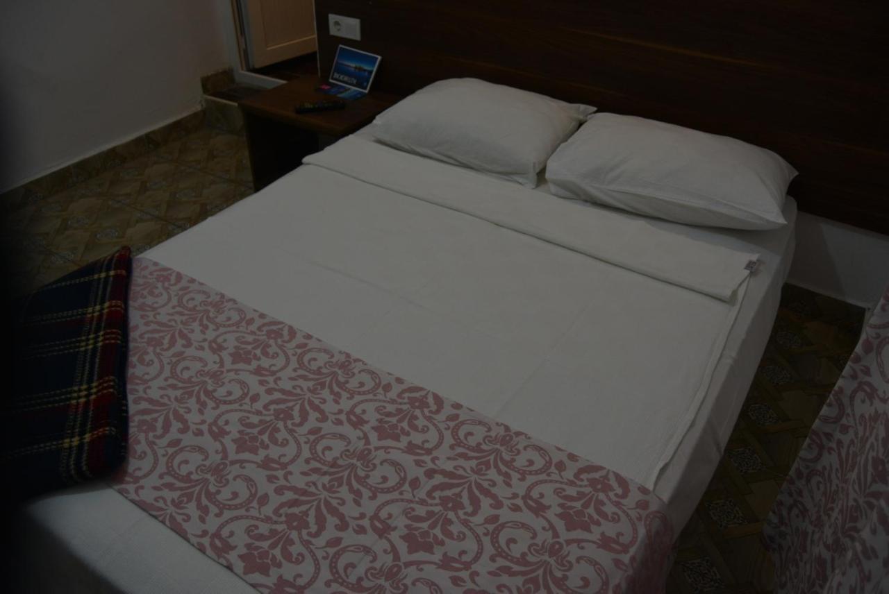 Hotel Arti *