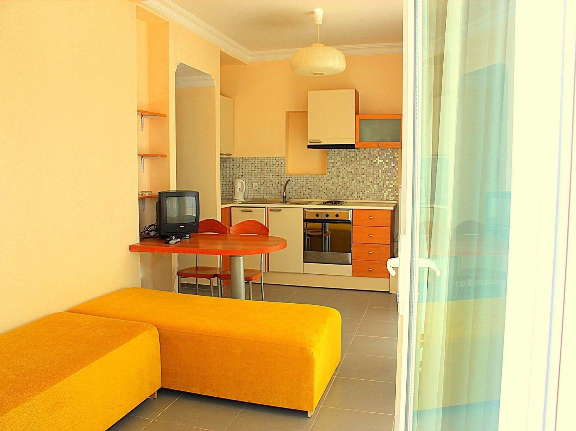 Sky Nova & Hotel