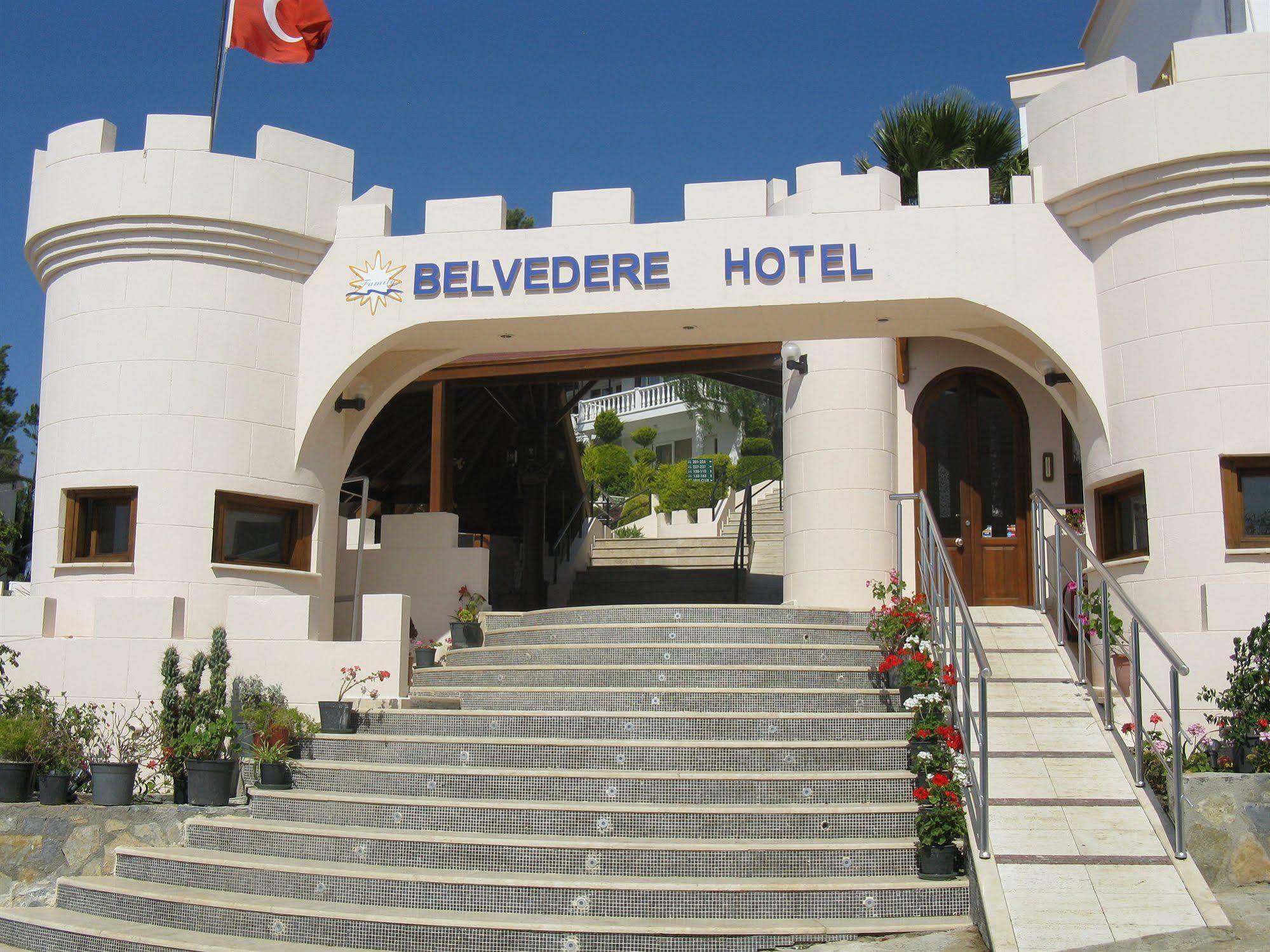 Hotel Family Belvedere 3*
