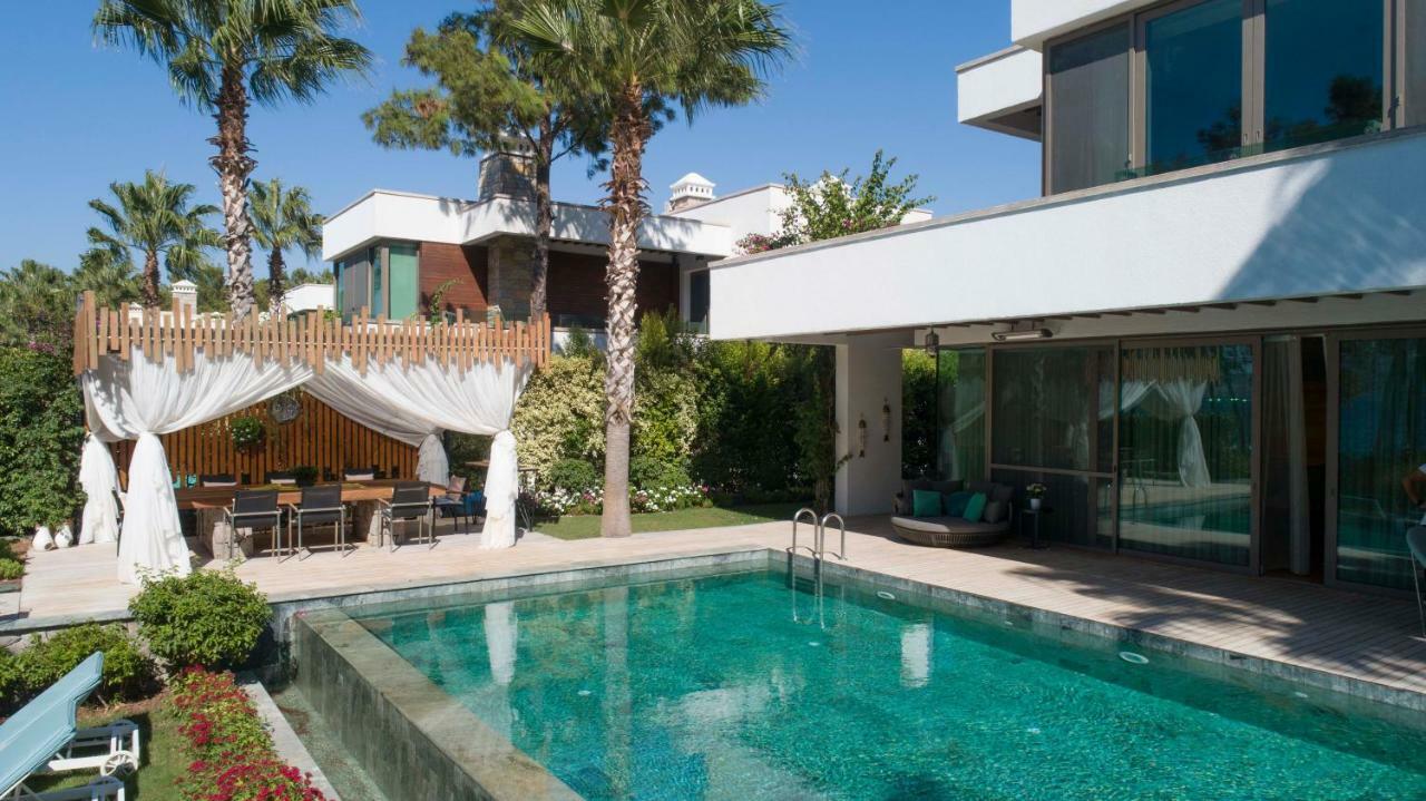 Vhillas Private Luxury Azur Villa *