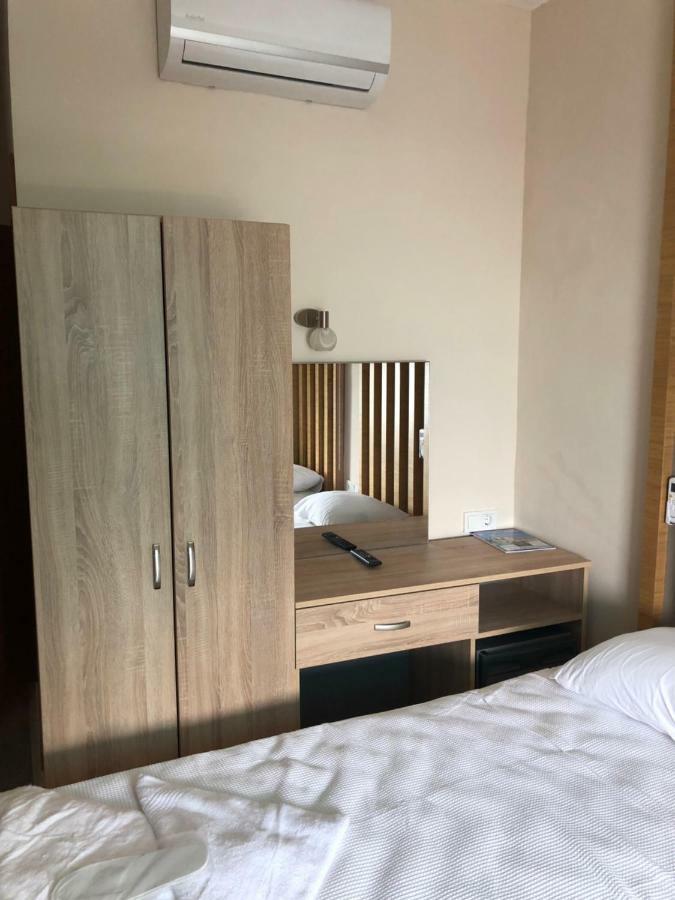 Hotel Karya
