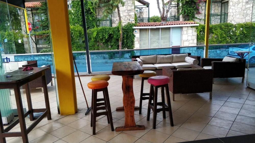 Hotel Arti *
