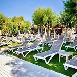 Ali\'s Hotel Beach