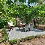 Mel\'S Garden House In The Heart Of The City
