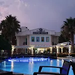 Hotel Grand Levent