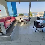 R House Hotel