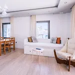 Chic Flat W Balcony 3 Min To Beach In Bodrum