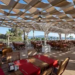 Golden Beach Resort & Spa