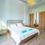 Villa Bolero