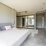 Toscana Yalikavak Sonsuz Havuz Lueks Villada Tatil