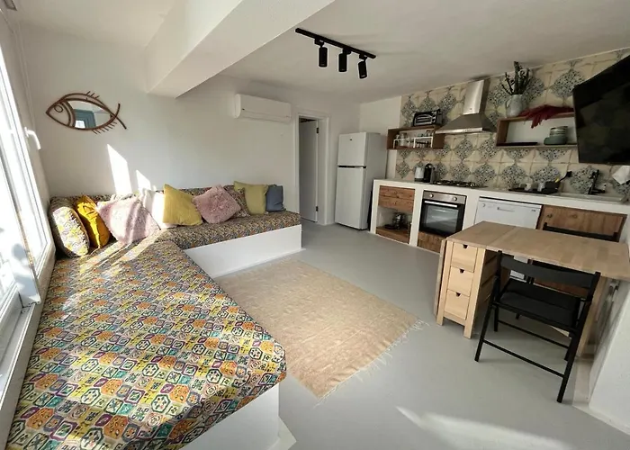 Mel\'S Garden House In The Heart Of The City