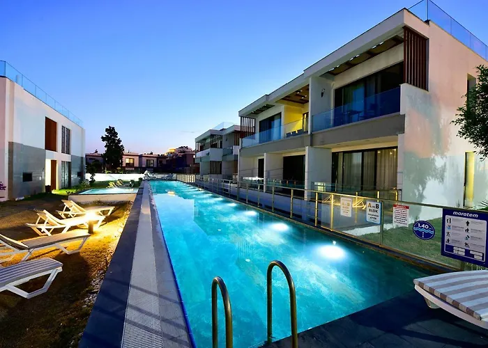 A\'La Grand Residence
