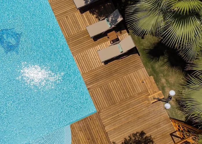 Dolce Vita Luxury Bungalows