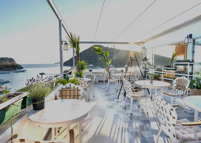 Liman Hotel Guemuesluek - Adult Only