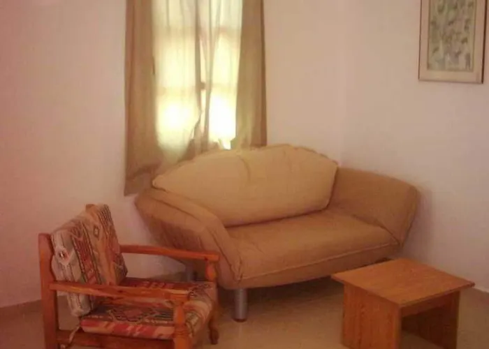 Hadi Apartments