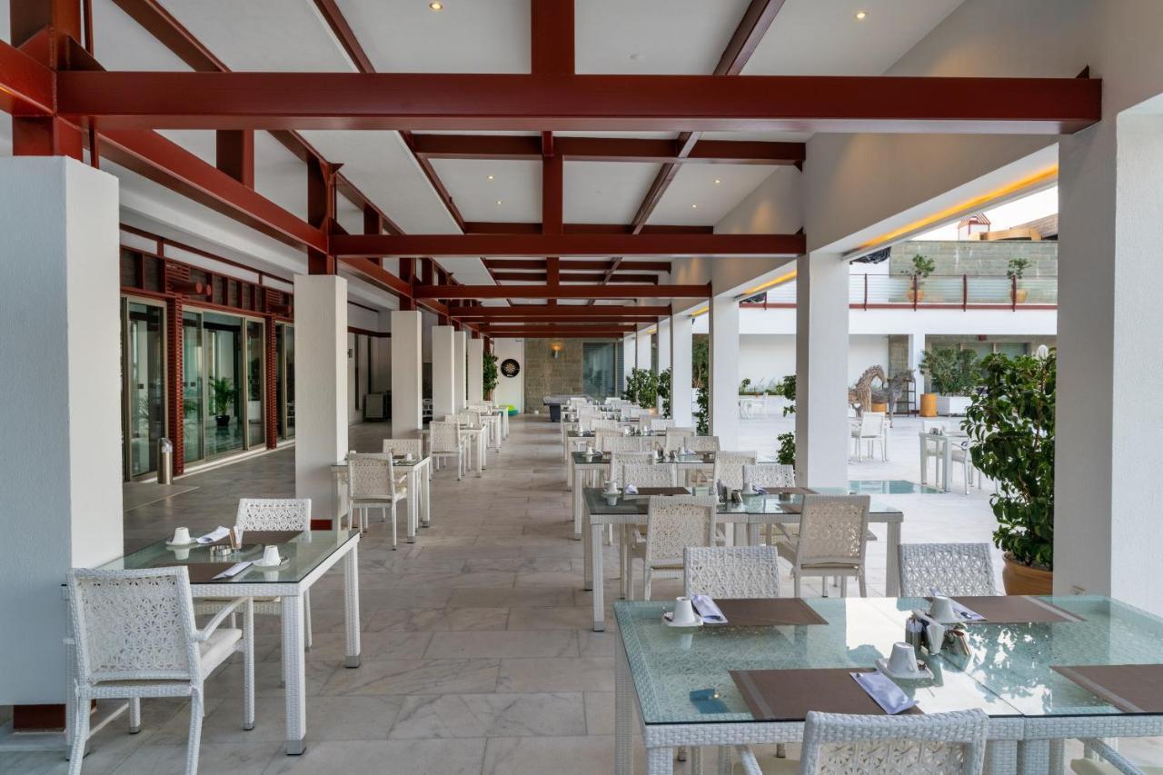 Hotel Hillstone & 5*