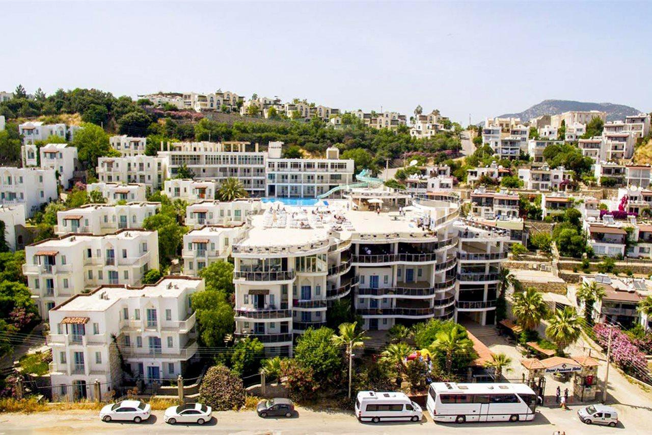 Royal Panacea Hotel 3*