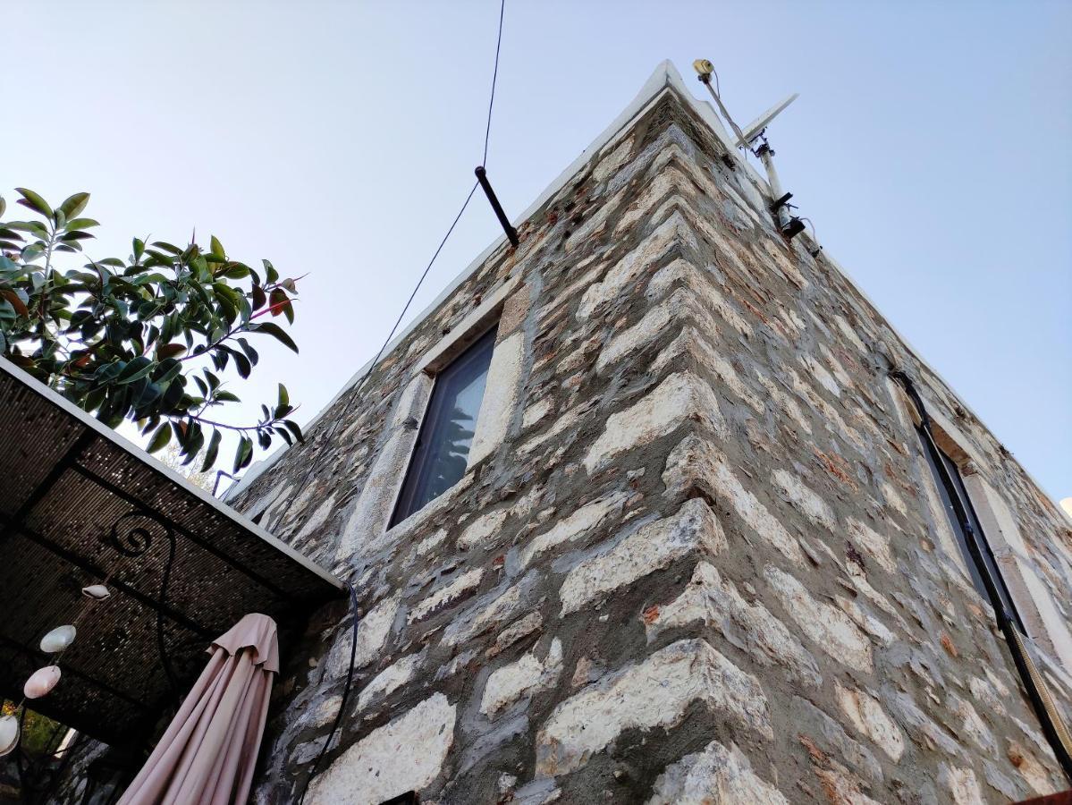18th Century Renovated Stone House, Terrace, Free Fast Wi-fi * Bodrum