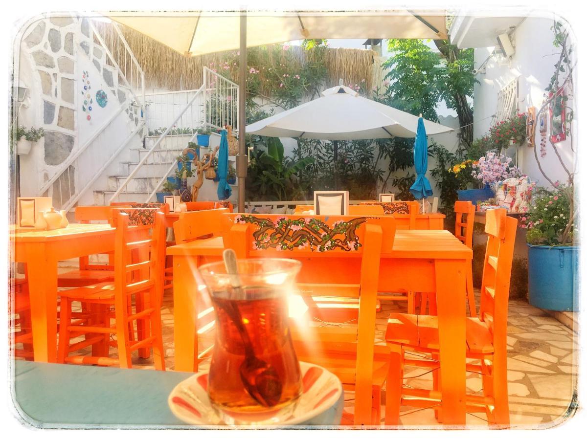 Sade Hotel