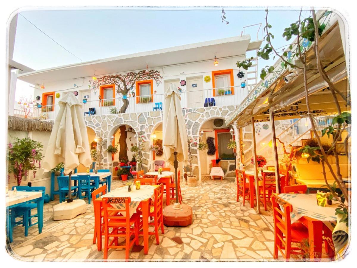 Hotel Sade *